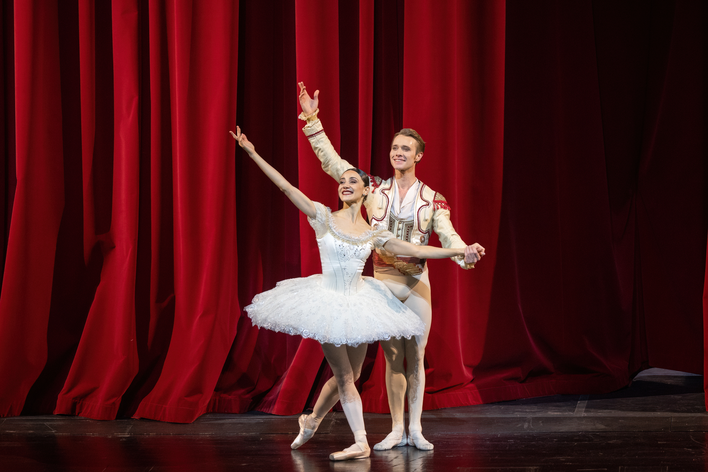 斯卡拉歌劇院芭蕾舞團闊別七載重返大劇院  努版《堂·吉訶德》點燃激情之夜