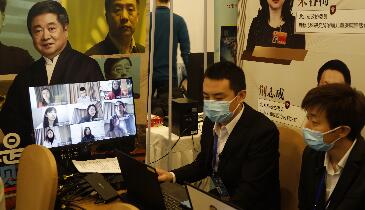 1月21日上午，市政協十三屆四次會議委員網路雲採訪