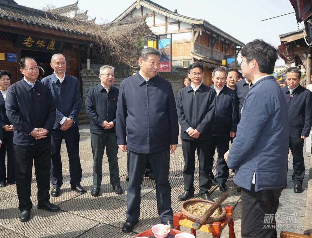 習近平在湖南常德市考察調研