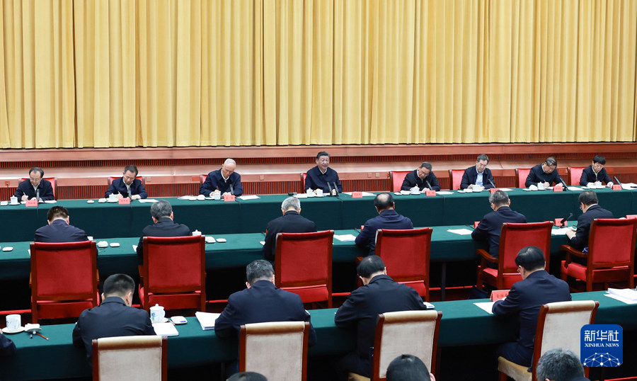 3月20日下午，中共中央總書記、國家主席、中央軍委主席習近平在湖南省長沙市主持召開新時代推動中部地區崛起座談會併發表重要講話。