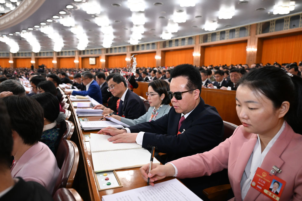 2025年3月5日，十四屆全國人大三次會議開幕會在北京人民大會堂舉行。