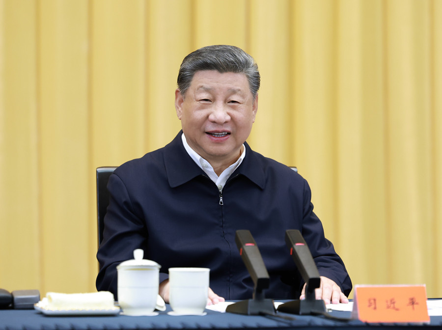 4月30日上午，中共中央總書記、國家主席、中央軍委主席習近平在上海主持召開部分省區市“十五五”時期經濟社會發展座談會併發表重要講話。