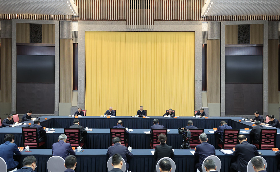 4月30日上午，中共中央總書記、國家主席、中央軍委主席習近平在上海主持召開部分省區市“十五五”時期經濟社會發展座談會併發表重要講話。