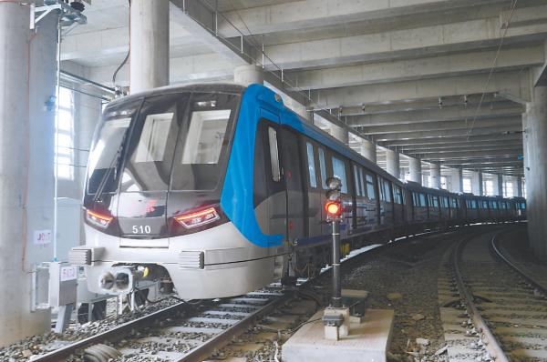 17號線北段歇甲村車輛段進入動車調試階段。