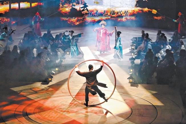 開心麻花大型沉浸式戲劇《甄嬛傳》在開心麻花A88劇場上演。