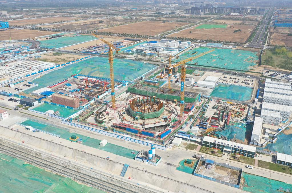 這是位於雄安新區啟動區的中國中化雄安總部001大廈項目現場（2023年5月9日攝）。
