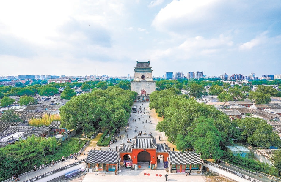 經歷了兩場聲勢浩大的修繕工程，鐘鼓樓煥發出新的時代光彩。圖為鐘樓。