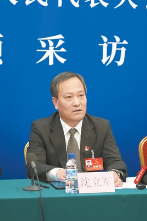從群眾中來 到群眾中去