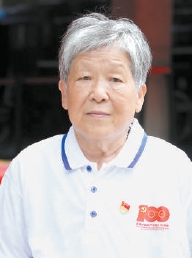 “留德不留財” 用老伴兒撫恤金為孩子們捐建“愛心書屋”的董桂珍——“多講奉獻不講索取，才是共産黨員”