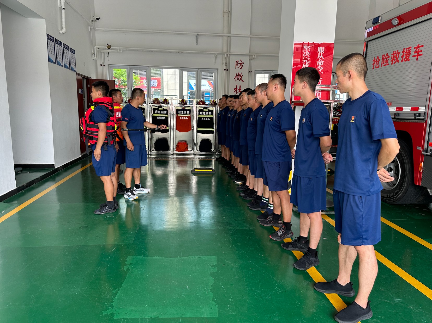 秒級響應 分鐘出動！全市消防救援隊伍高等級戰備