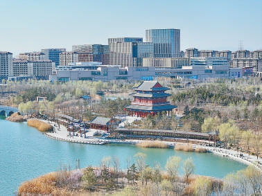 雄安新區金湖公園內的倣古建築群（3月16日攝，無人機照片）。