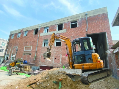 中倉街道社區家園中心正在施工改造