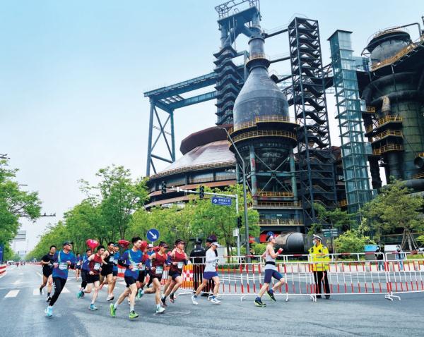 深入實施“兩大戰略”統籌做好“四篇文章” 高水準建設好首都城市西大門
