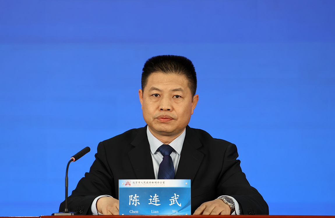 針對農藥獸藥殘留等農産品品質安全風險，監管部門採取了哪些創新性的、可量化的措施來確保風險可控？