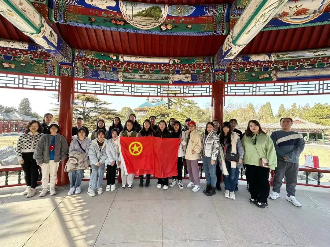 新時代 北京市第二中級人民法院青年這樣學雷鋒