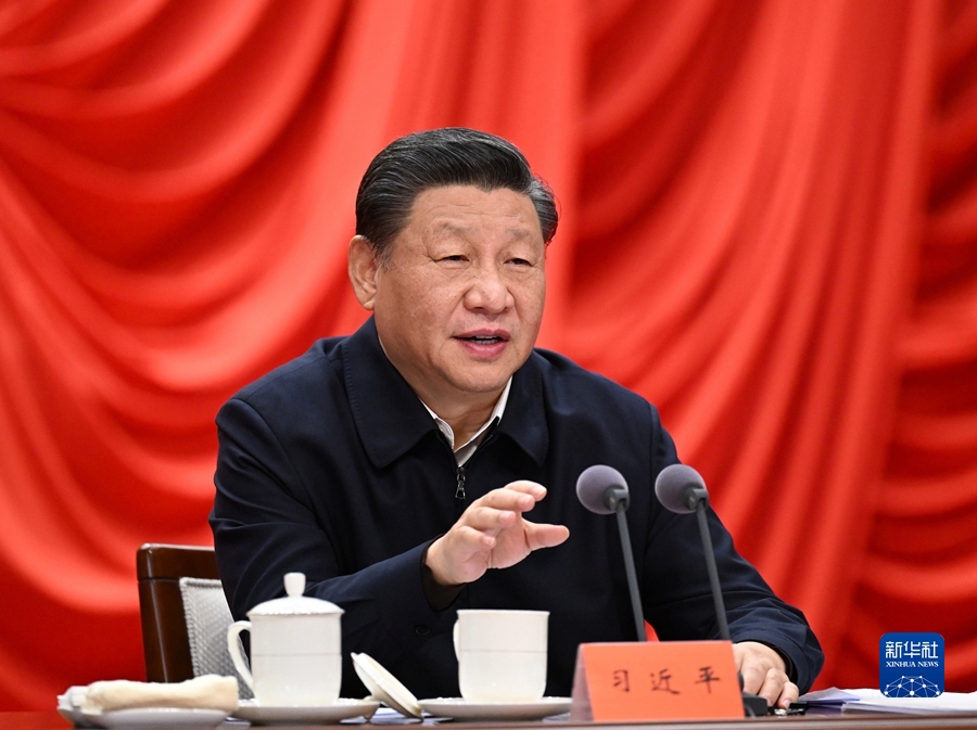 1月11日，省部級主要領導幹部學習貫徹黨的十九屆六中全會精神專題研討班在中央黨校(國家行政學院)開班。中共中央總書記、國家主席、中央軍委主席習近平在開班式上發表重要講話。