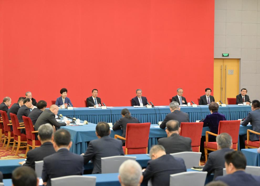 3月6日上午，中共中央政治局常委、國務院總理李強參加全國政協十四屆三次會議經濟、農業界委員聯組會。