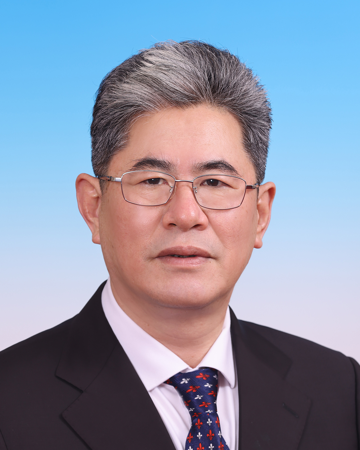 陈健