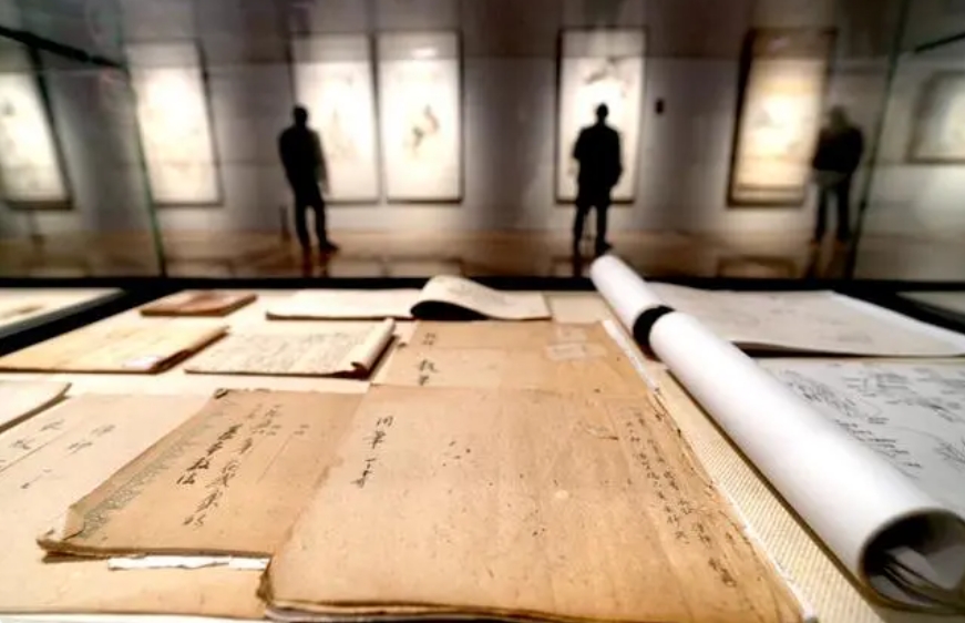 黄羲50余件作品展出 画中再现“古逸之风”
