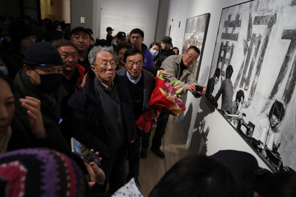 朱宪民摄影60年回顾展开展