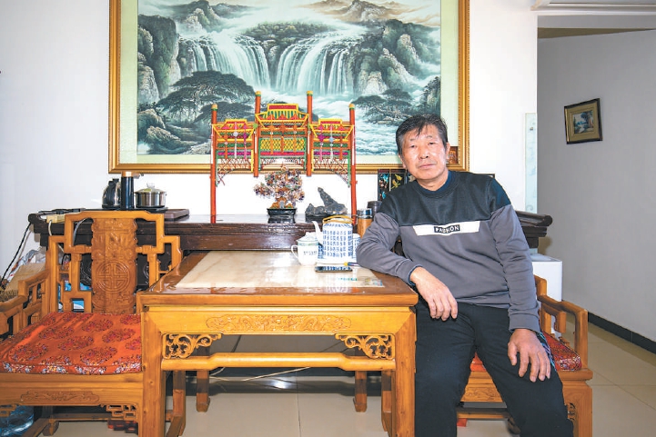 李连贵和他的作品。