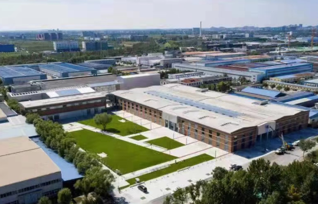 老旧仓库变身加速器科技园区