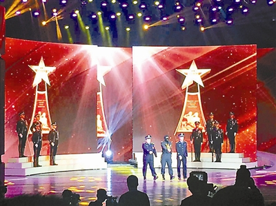 13人当选2016最美警察 13人当选2016最美警察