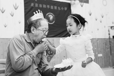 “小义工”尊老扶弱暖心五年