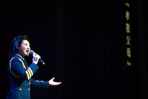演出献给最可爱的人