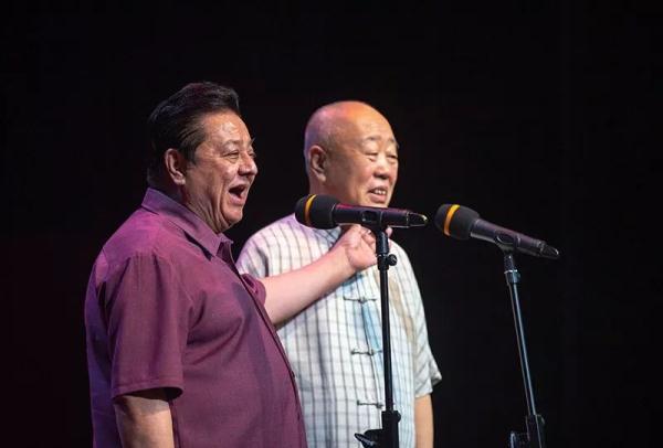 演出献给最可爱的人