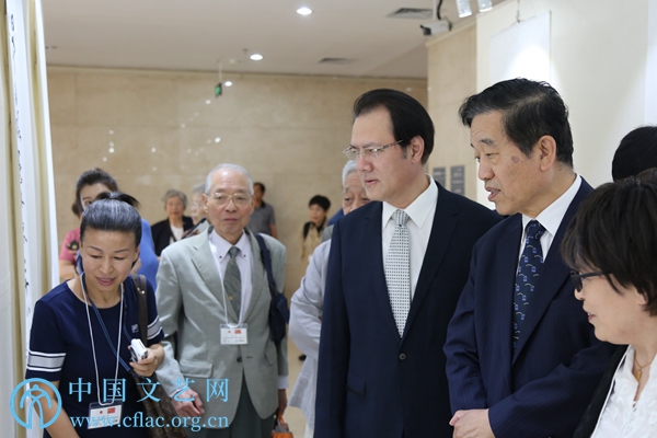 第30届中日友好自作诗书交流展在京举行