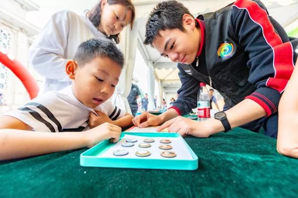 燃烧吧！科技强国之心！东城科技活动周开幕~