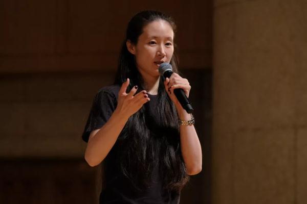 在舞蹈中绽放最美的自己    “一起来跳舞—快乐暑假舞蹈工作坊”欢乐闭营