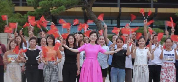 学习强国|中国园林博物馆里传来赞美祖国的歌声——《我和我的祖国》