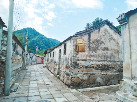 千军台村寂静的街道 摄影：岳强
