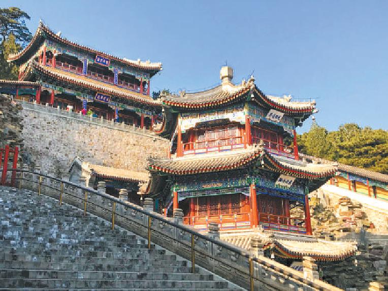 复建的苏饰香林阁与青霞寄逸楼。摄影 林硕