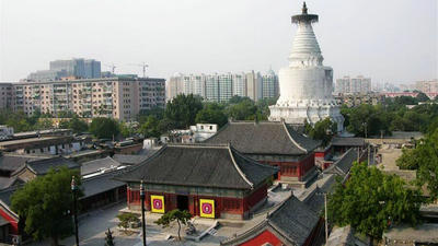 以白色古塔而得名：白塔寺