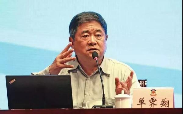 单霁翔退休了！法制日报去年这个版讲了他的故事……