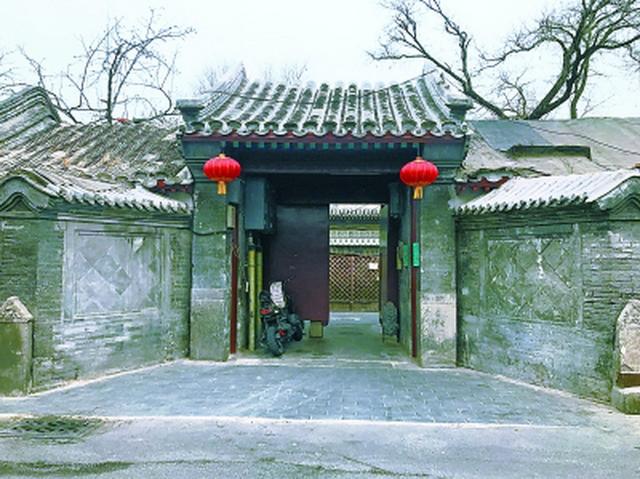 北京“大宅门”“重生”记：老技艺修门楼，废物堆中找到一宝贝