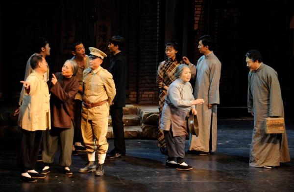 平民史诗《四世同堂》即将开启七城巡演