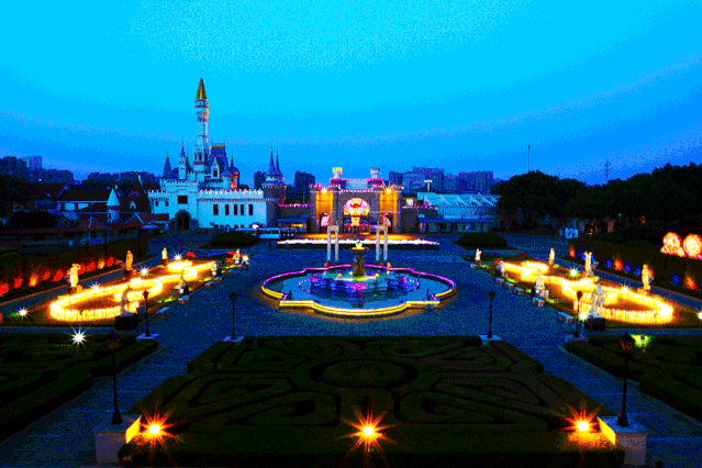 世界公园夜景.png