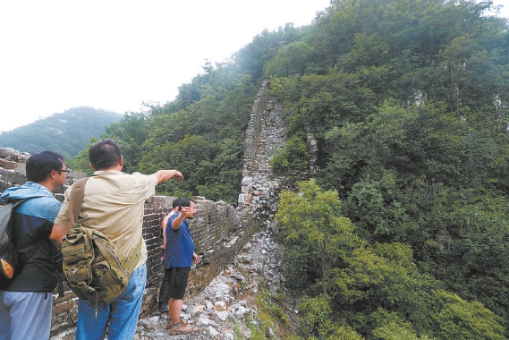 四期修缮延续一、二、三期最小干预原则，在排除安全隐患的同时，不改变文物原状。（甘南 摄）