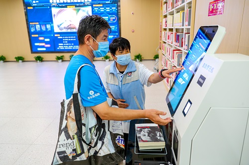 南中轴文化新地标：丰台区图书馆新馆正式开放.jpg