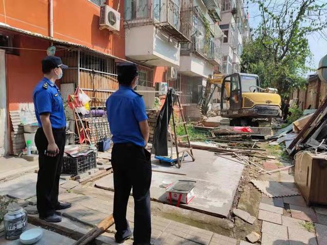 海淀万寿寺北里小区57处违建清零.jpeg