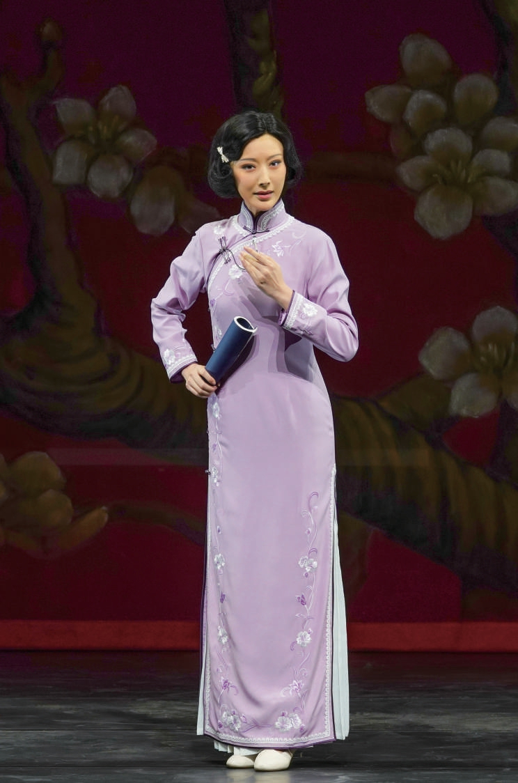 新编现代京剧《石评梅》圆满首演