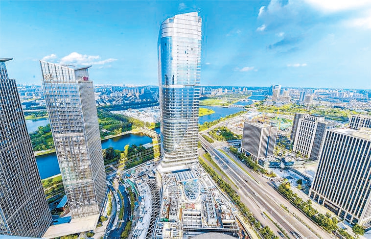 位于城市副中心运河商务区“五河交汇处”的远洋乐堤港购物中心。