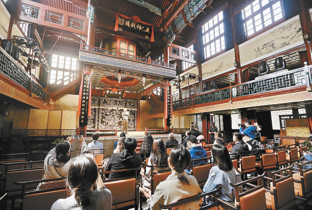 4月19日，正乙祠正式面向社会公众开放，并发布“重张一周年演出月”演出单。