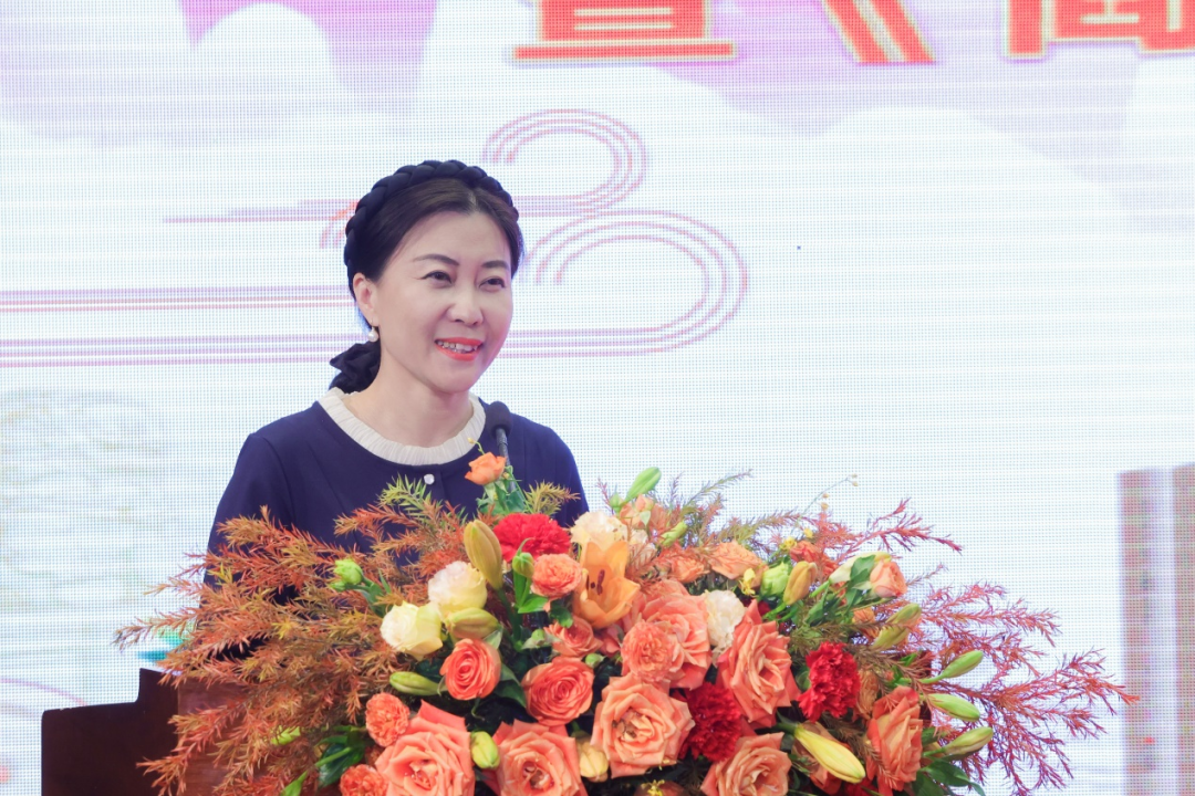 华文出版社社长包岩致辞