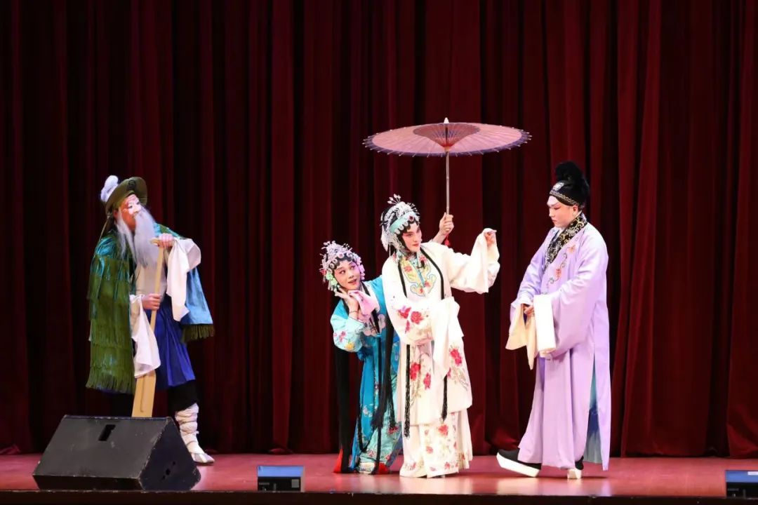 中国科学院大学  京剧《白蛇传》