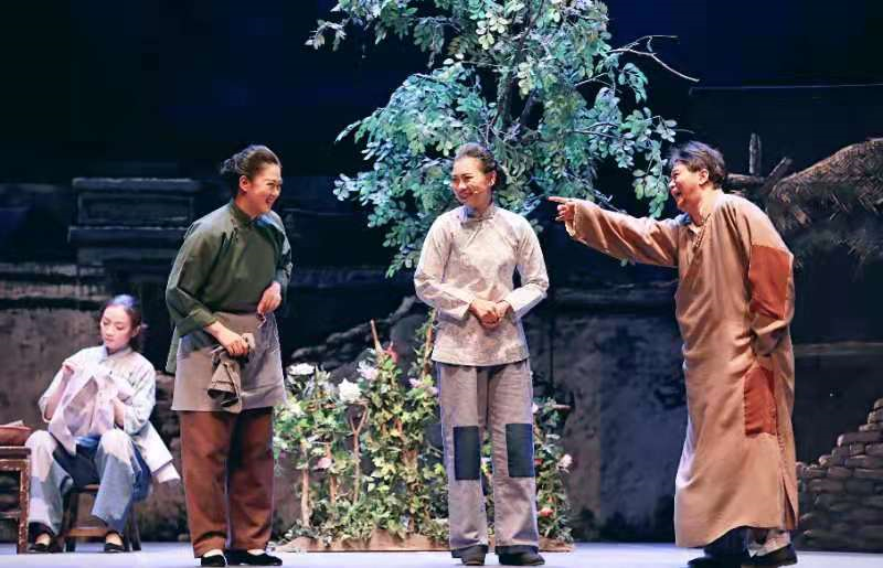 北京曲剧纯正京韵再现老舍先生代表作《龙须沟》